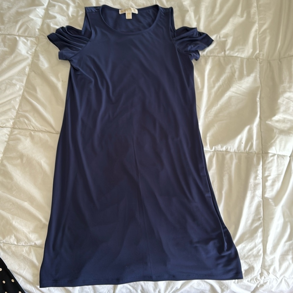Blue short sleeve shoulder cut out mini dress
